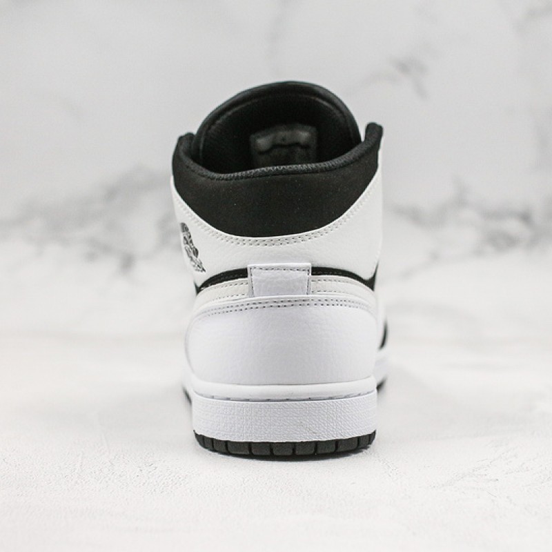 Air Jordan 1 Mid White Black 554724-113