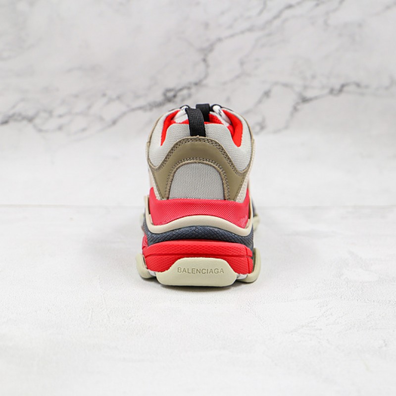Balenciaga Triple S Sneaker Grey Red